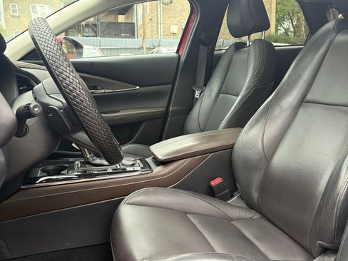 Used 2023 MAZDA CX-30 AWD 2.5 S w/ Premium Package image 2