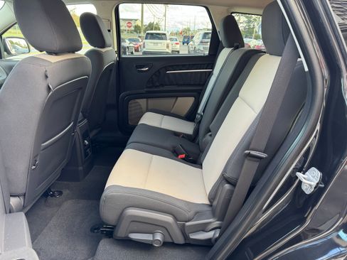 Used 2009 Dodge Journey SXT image 22