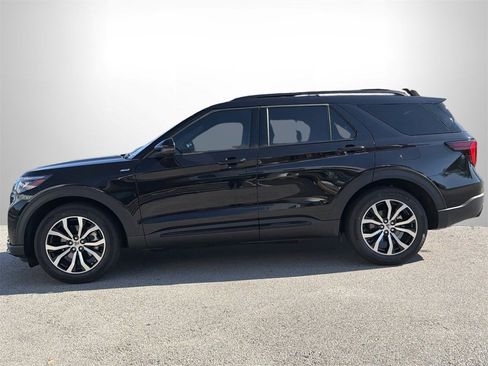 New 2026 Ford Explorer ST-Line image 27