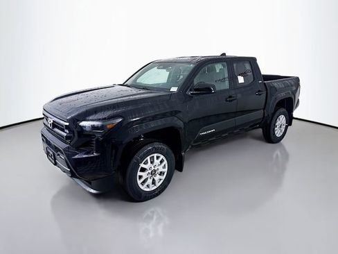 New 2025 Toyota Tacoma SR5 image 3