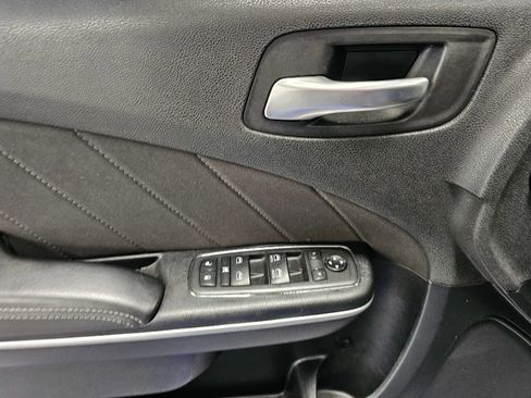 Used 2020 Dodge Charger R/T RWD image 12