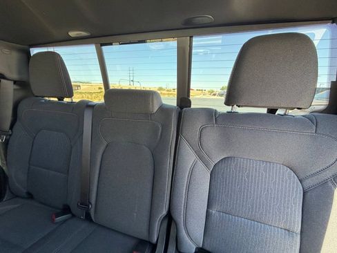 Used 2023 RAM 1500 Big Horn AWD/4WD image 8
