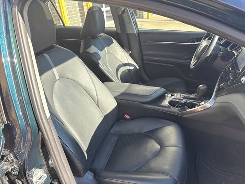 Used 2021 Toyota Camry XSE image 33