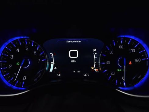 New 2026 Chrysler Pacifica Select w/ S Appearance Package image 25