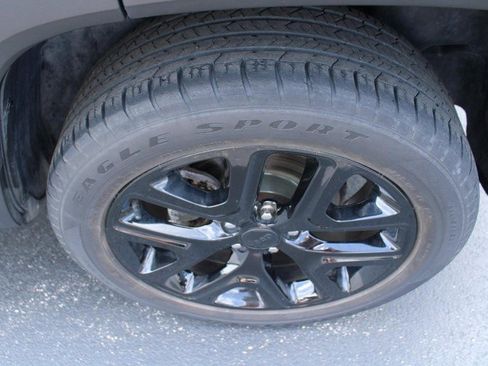 Used 2022 Jeep Renegade Altitude AWD/4WD image 8