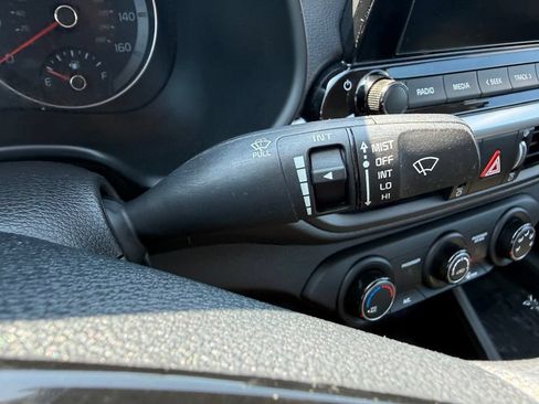 Used 2023 Kia Forte LXS w/ LXS Technology Package FWD image 19