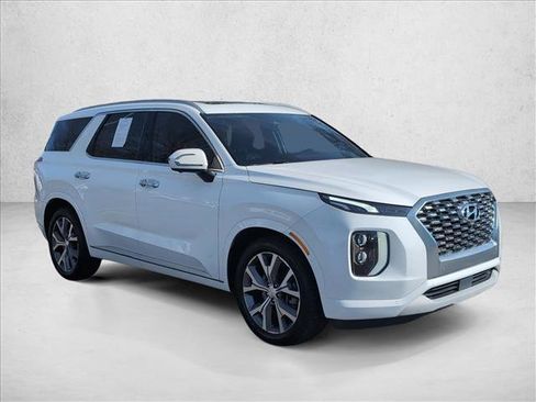 Used 2021 Hyundai Palisade Limited image 3
