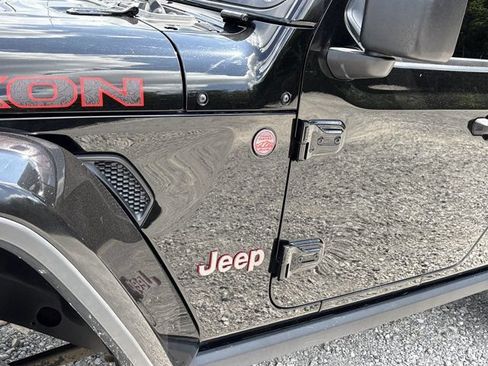 Used 2019 Jeep Wrangler Unlimited Rubicon AWD/4WD image 14
