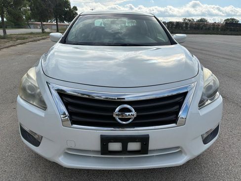 Used 2013 Nissan Altima 2.5 S FWD image 6