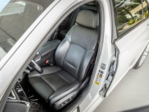 Used 2014 BMW 740Li RWD image 35