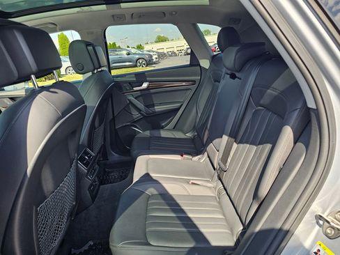 Used 2019 Audi Q5 2.0T Premium Plus w/ Premium Plus Package AWD/4WD image 12