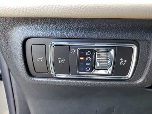 New 2026 Lincoln Corsair Premiere image 14