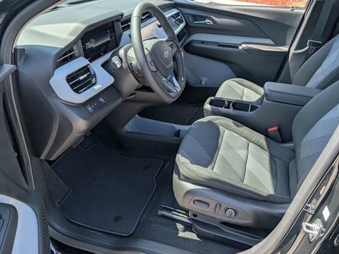 New 2027 Chevrolet Bolt LT w/ Comfort Package FWD image 5