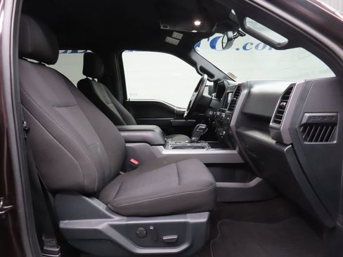 Used 2020 Ford F150 XLT w/ Equipment Group 302A Luxury AWD/4WD image 29