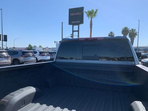 Used 2025 GMC Sierra 2500 AT4 w/ AT4 Premium Plus Package AWD/4WD image 8