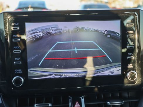 Used 2020 Toyota Corolla SE image 49