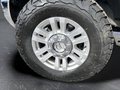 Used 2018 Ford F250 XLT image 46