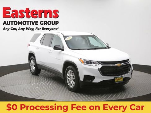 Used 2021 Chevrolet Traverse LS AWD/4WD image 49