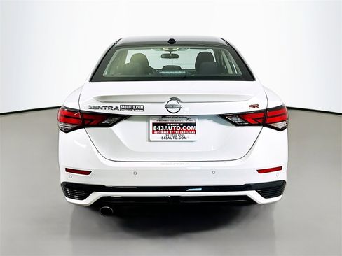 Used 2025 Nissan Sentra SR image 3