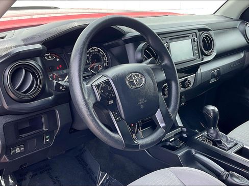 Used 2017 Toyota Tacoma SR w/ Tow Package AWD/4WD image 18