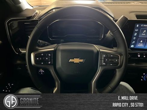 Used 2024 Chevrolet Silverado 3500 LTZ w/ LTZ Convenience Package AWD/4WD image 9