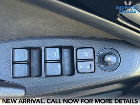 Used 2014 MAZDA MAZDA3 i Sport image 10