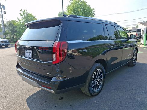 Certified 2025 Ford Expedition Max Platinum AWD/4WD image 5
