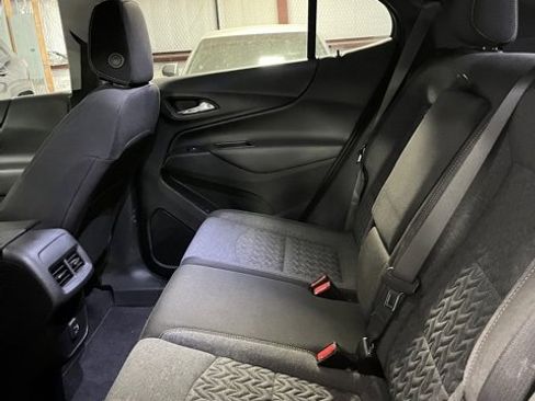 Used 2022 Chevrolet Equinox LT image 11