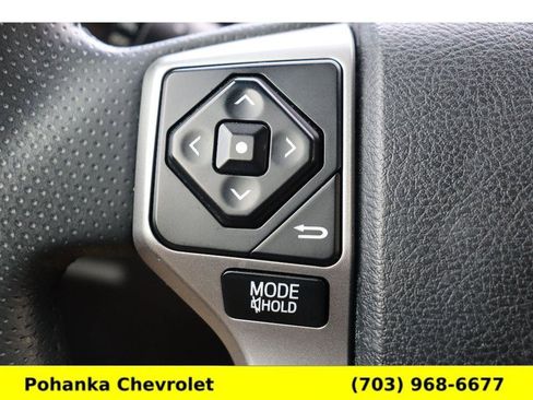 Used 2018 Toyota 4Runner SR5 Premium image 12