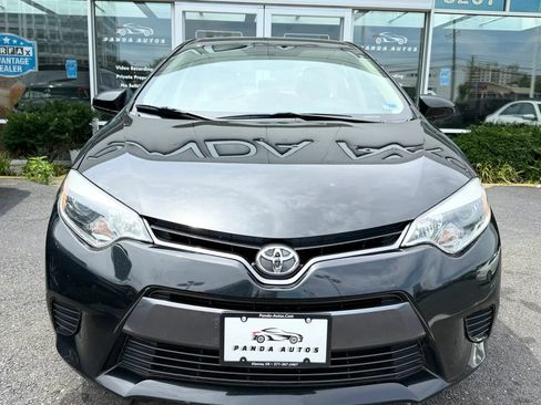 Used 2016 Toyota Corolla LE FWD image 2