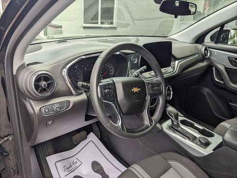 Used 2024 Chevrolet Blazer LT w/ Driver Confidence Package FWD image 8
