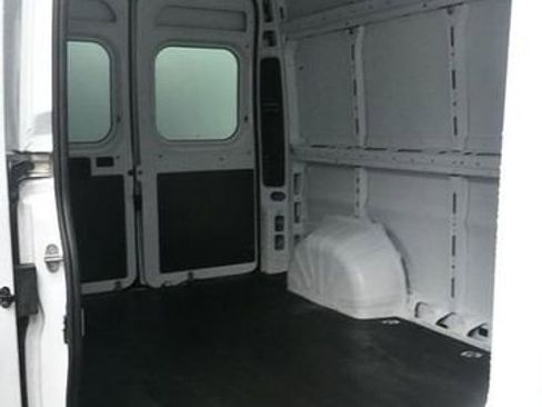 Used 2023 RAM ProMaster 2500 FWD image 14