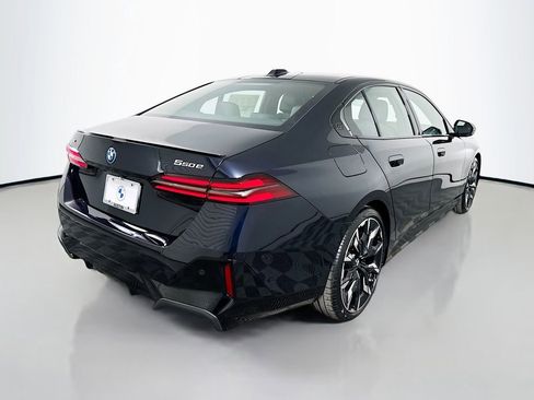 Used 2026 BMW 550e xDrive AWD/4WD image 5