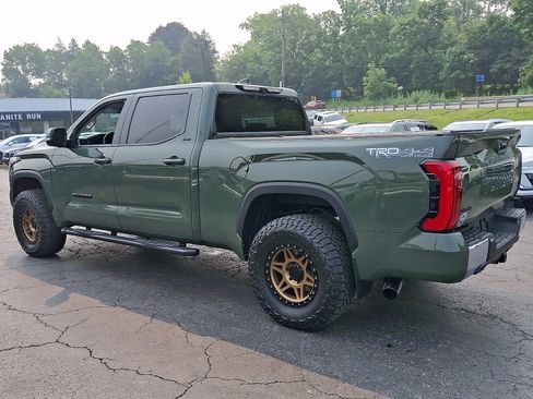 Used 2022 Toyota Tundra SR5 w/ TRD Off-Road Premium Package AWD/4WD image 4