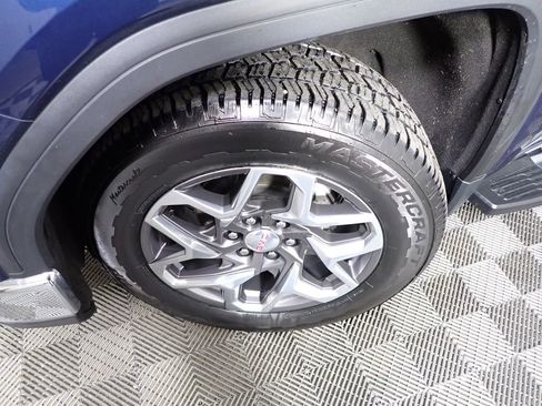 Used 2023 GMC Sierra 1500 SLT w/ SLT Premium Package image 46