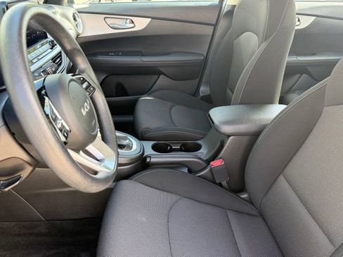 Used 2023 Kia Forte LXS FWD image 12
