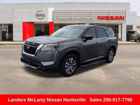 Used 2022 Nissan Pathfinder SL image 9