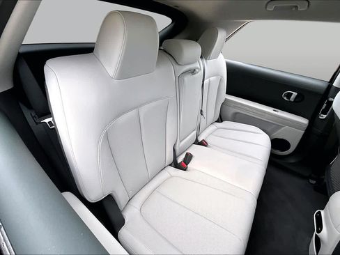 Certified 2023 Hyundai Ioniq 5 SEL w/ Cargo Package RWD image 18