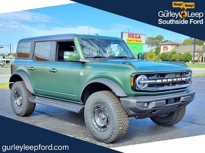 New 2025 Ford Bronco Outer Banks w/ Sasquatch Package