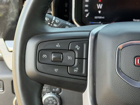 Used 2026 GMC Sierra 1500 SLT RWD image 12