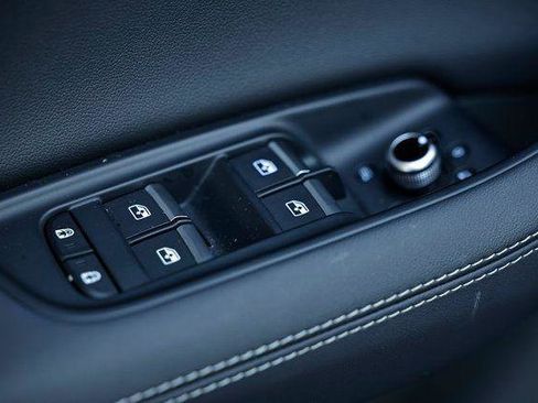 Certified 2025 Audi Q7 2.0T Premium Plus w/ Premium Plus Package image 20