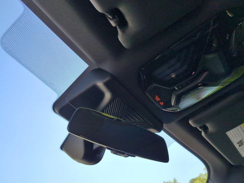 Certified 2025 BMW X3 xDrive30i w/ Premium Package image 26