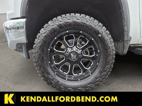 Used 2023 Chevrolet Silverado 3500 LT image 14