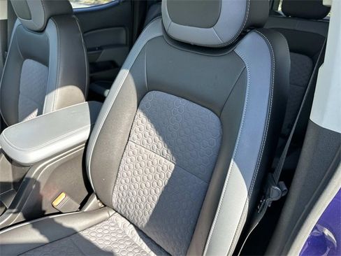 Used 2017 Chevrolet Colorado Z71 image 21