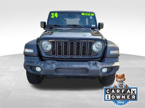 Used 2024 Jeep Wrangler Unlimited Sport AWD/4WD image 7