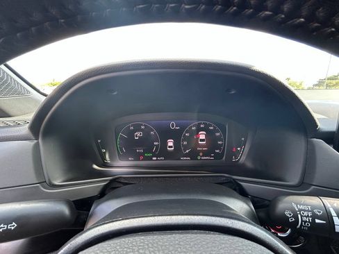 Used 2024 Honda Accord Sport image 40