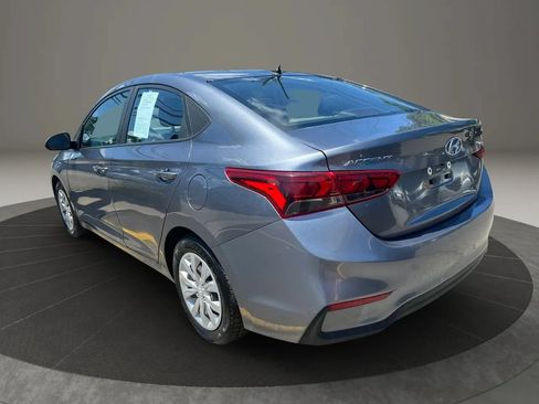 Used 2019 Hyundai Accent SE FWD image 4