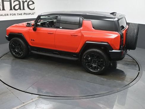 Used 2025 GMC Hummer EV 3X w/ LPO, Illumination Package AWD/4WD image 42