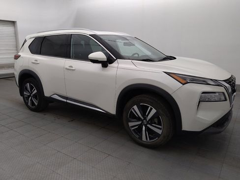 Used 2021 Nissan Rogue SL FWD image 11