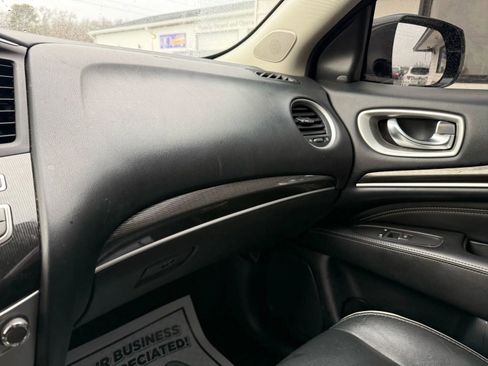 Used 2020 INFINITI QX60 Luxe w/ Essential Package image 23